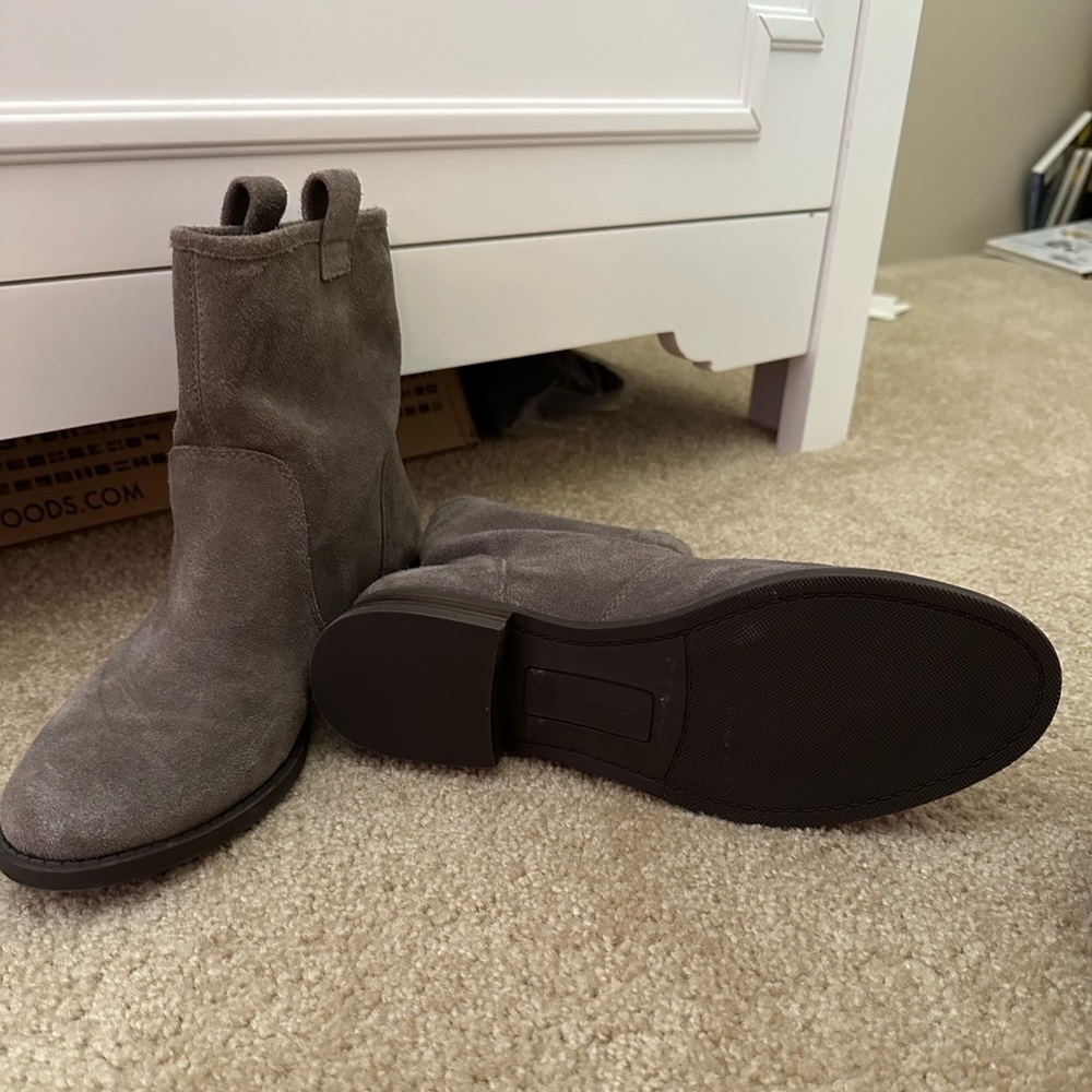 Soul society gray boots